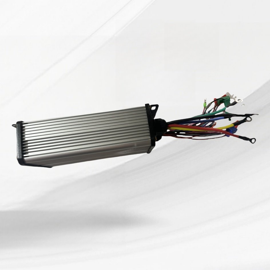 Electric Tricycle Universal Brushless Controller Use on Permanent Magnet Synchronous Electric Car Motor