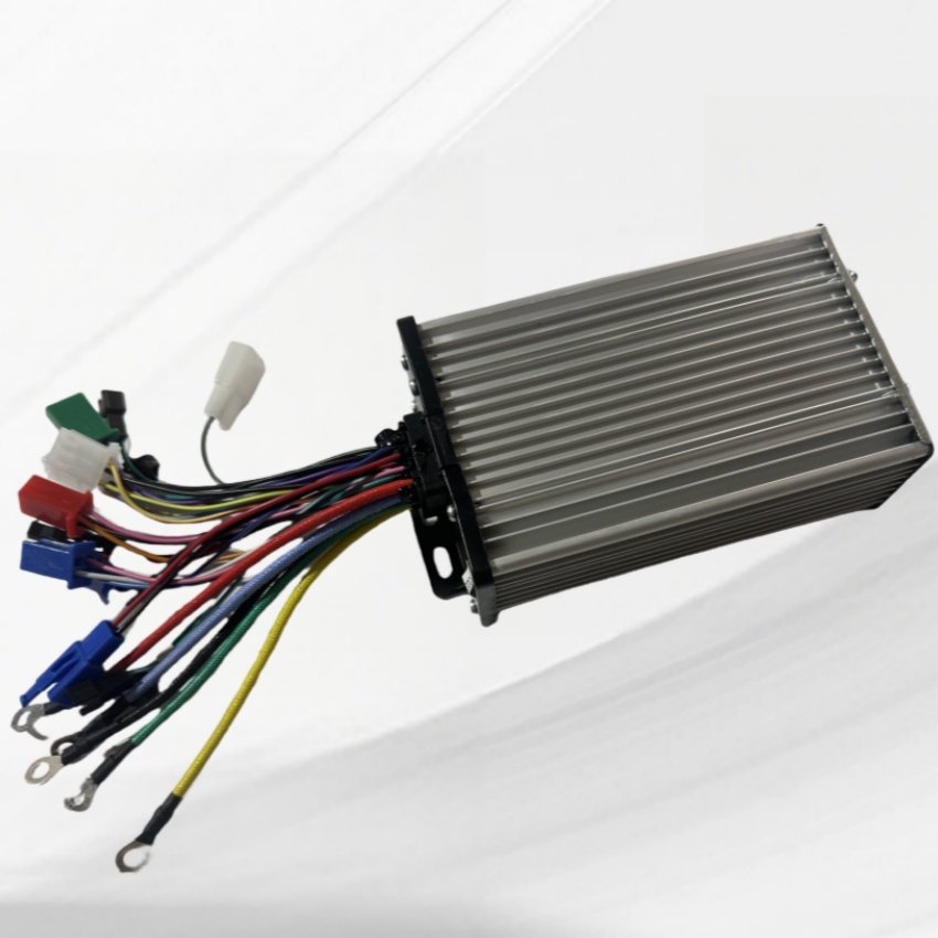 Electric Tricycle Universal Brushless Controller Use on Permanent Magnet Synchronous Electric Car Motor