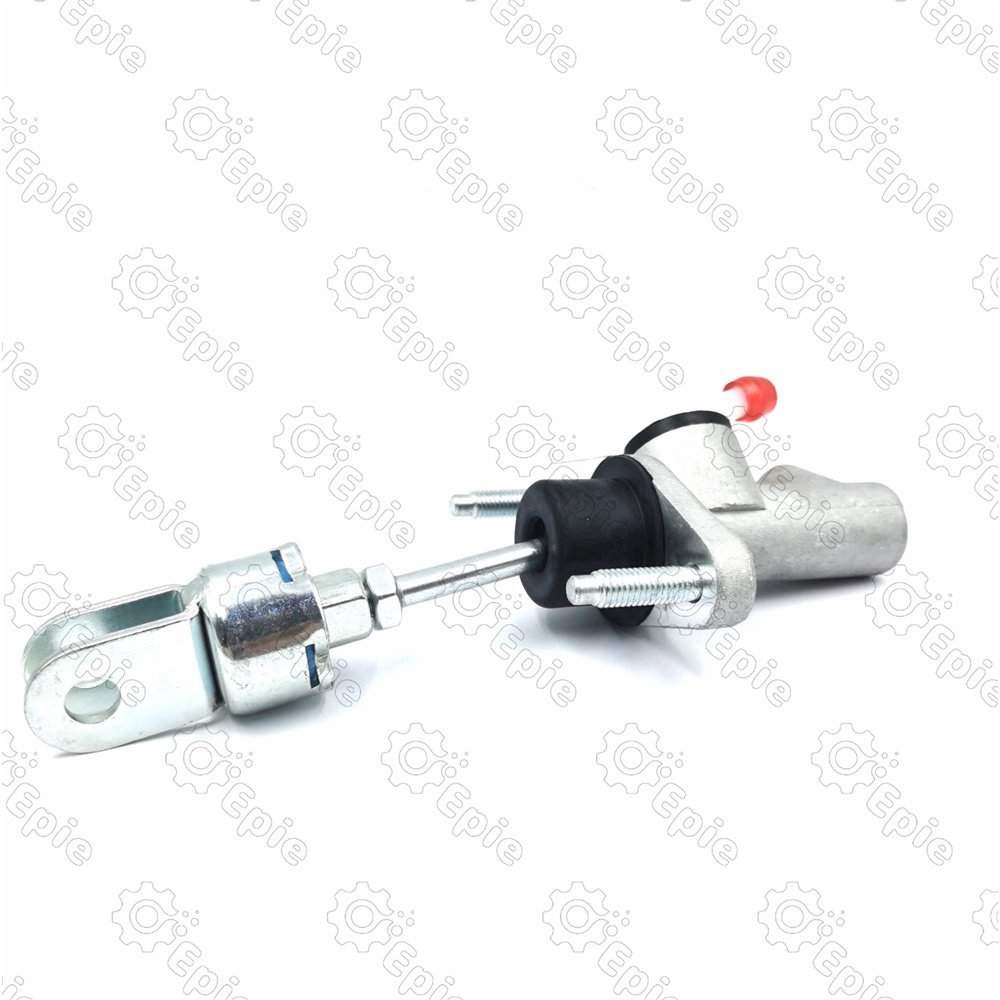Factory Direct High Quality Clutch Master Cylinder for TOYOTA 31420-0K013