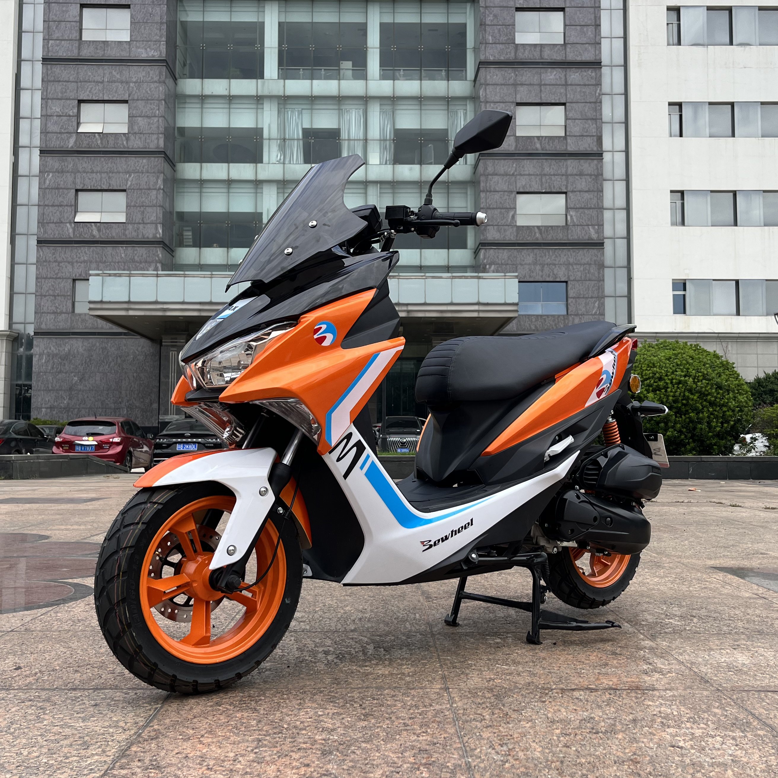 Euro 5 125cc Motorcycle with Aluminum Wheel 1 Cylinder 4 Stroke Engine Gasoline Scooter 50CC with OTTC