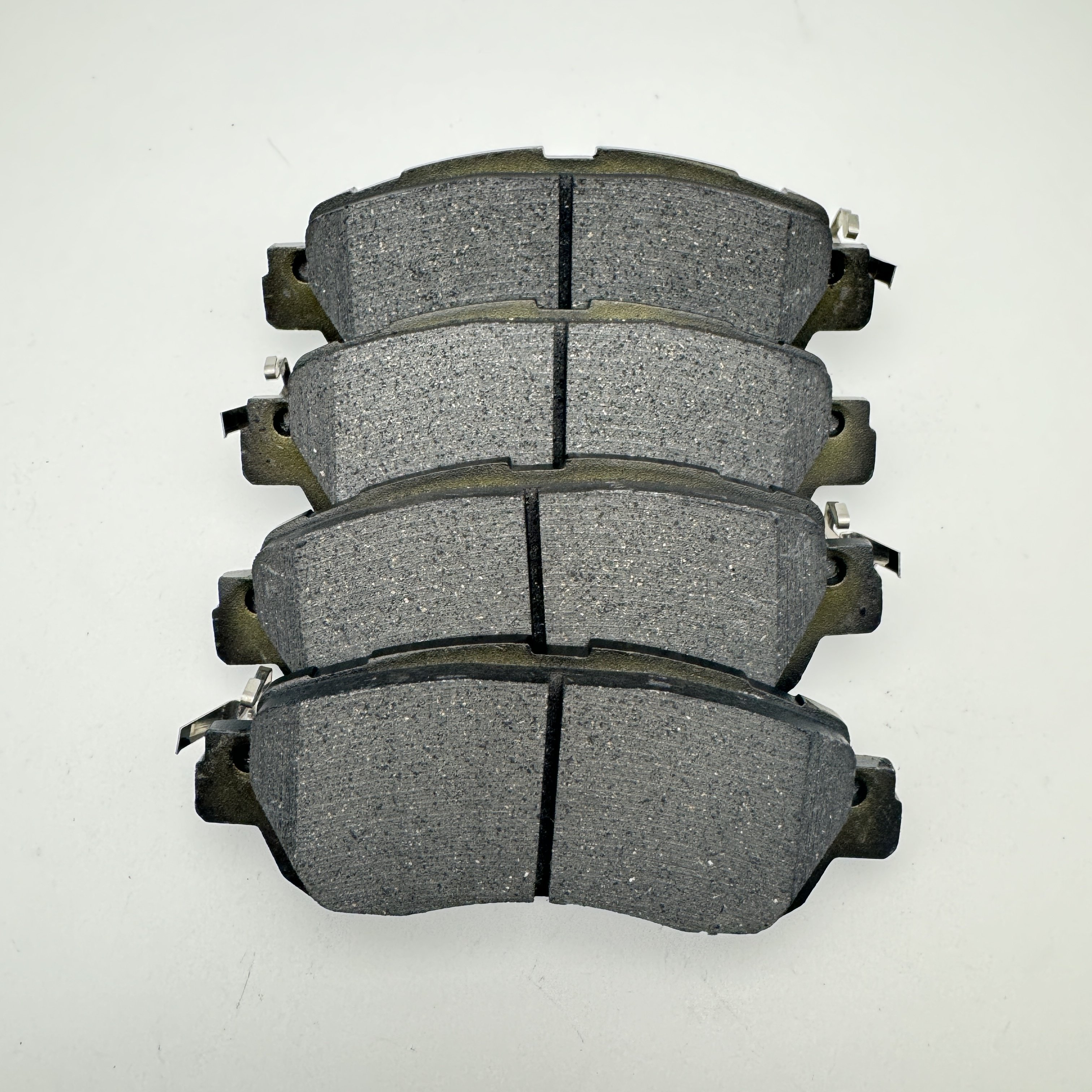 Brake Pad Factory Wholesale VKZ and Custom Brake Pads Semi-metallic Ceramic Brake Pads GDB8129 2613801 D2324 D2038 SP4263