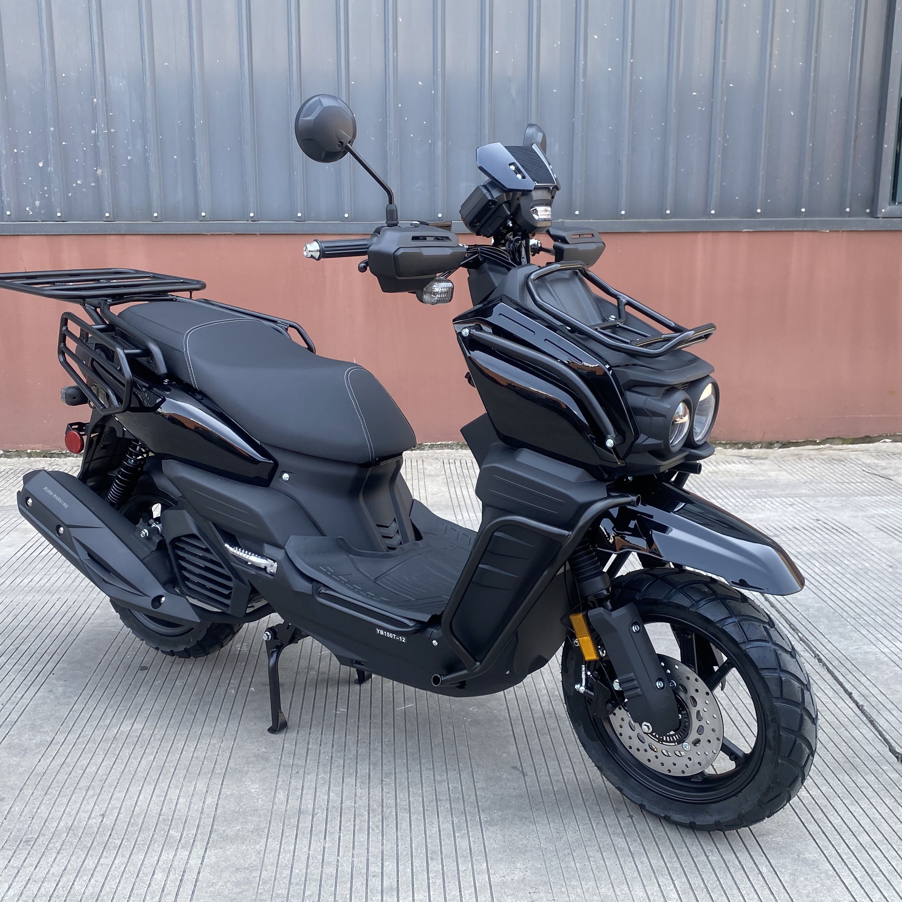 EPA DOT Certified 150CC 200CC Wholesale Price Front Rear Disc Brake 95km/h Max Speed Air Cooled Engine Gasoline Scooters on Road