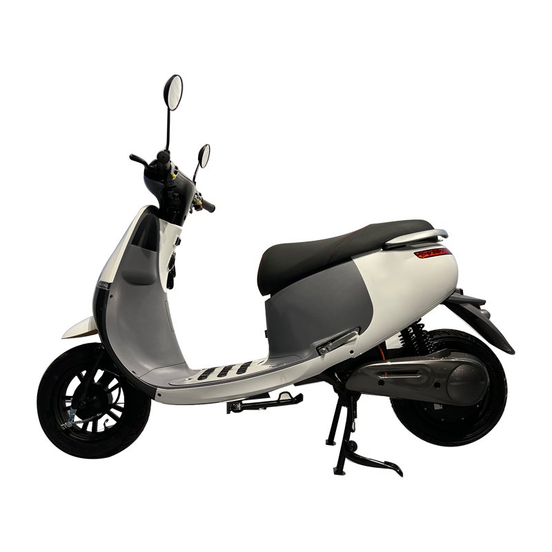2025 Fashion Design High Quality Electric Scooter Motorcycle Lady Motor 1000W 45KM h