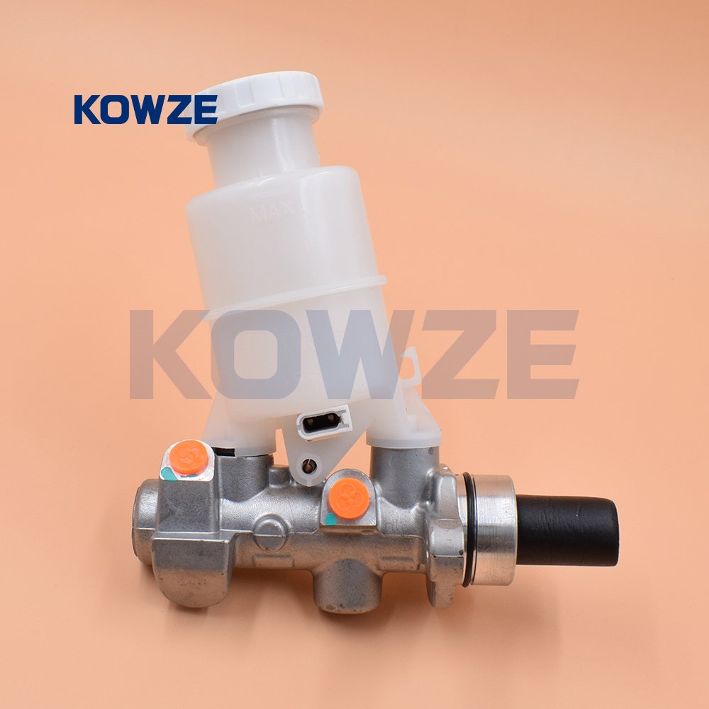Brake Master Cylinder Master Pump for Mitsubishi Pajero PININ Montero IO H65W H66W H67W H76W H77W MR370247