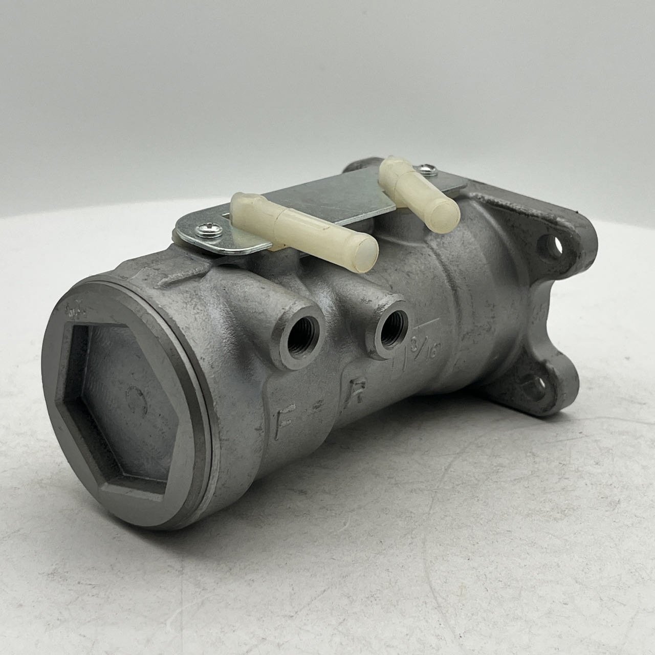 Brake Master Cylinder Brake Pump for ISUZU 8-97224-372-0 8-97315164-0