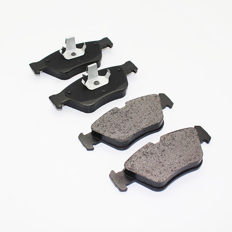 Quality Assurance Automobile Spare Parts 002 420 96 20 Car Spare Parts Accessories Auto Brake Pads Set