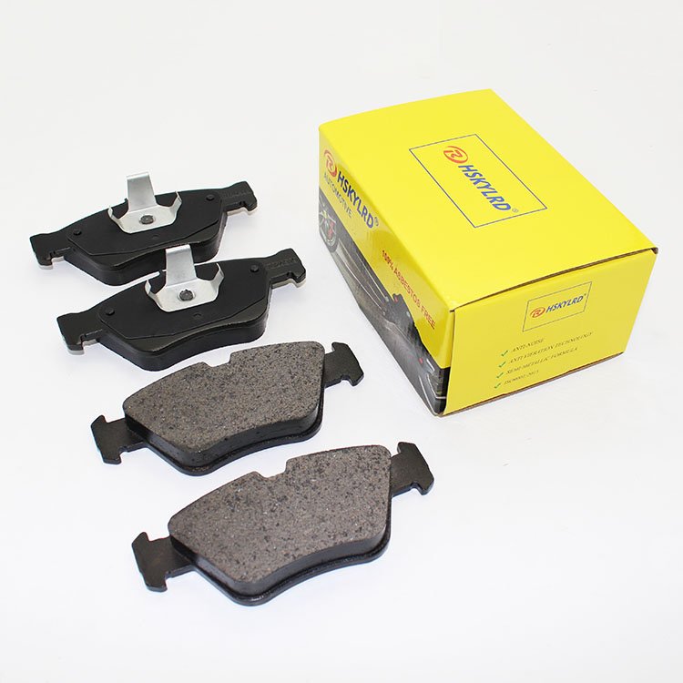 Quality Assurance Automobile Spare Parts 002 420 96 20 Car Spare Parts Accessories Auto Brake Pads Set