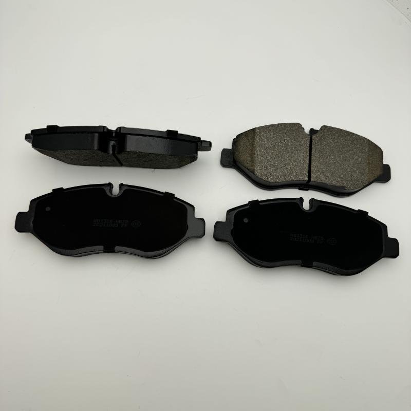 Factory Wholesale High Performance Hot Selling Car Brake Accessories D1316 for BENZ Auto Parts Disc Car Brake Pads