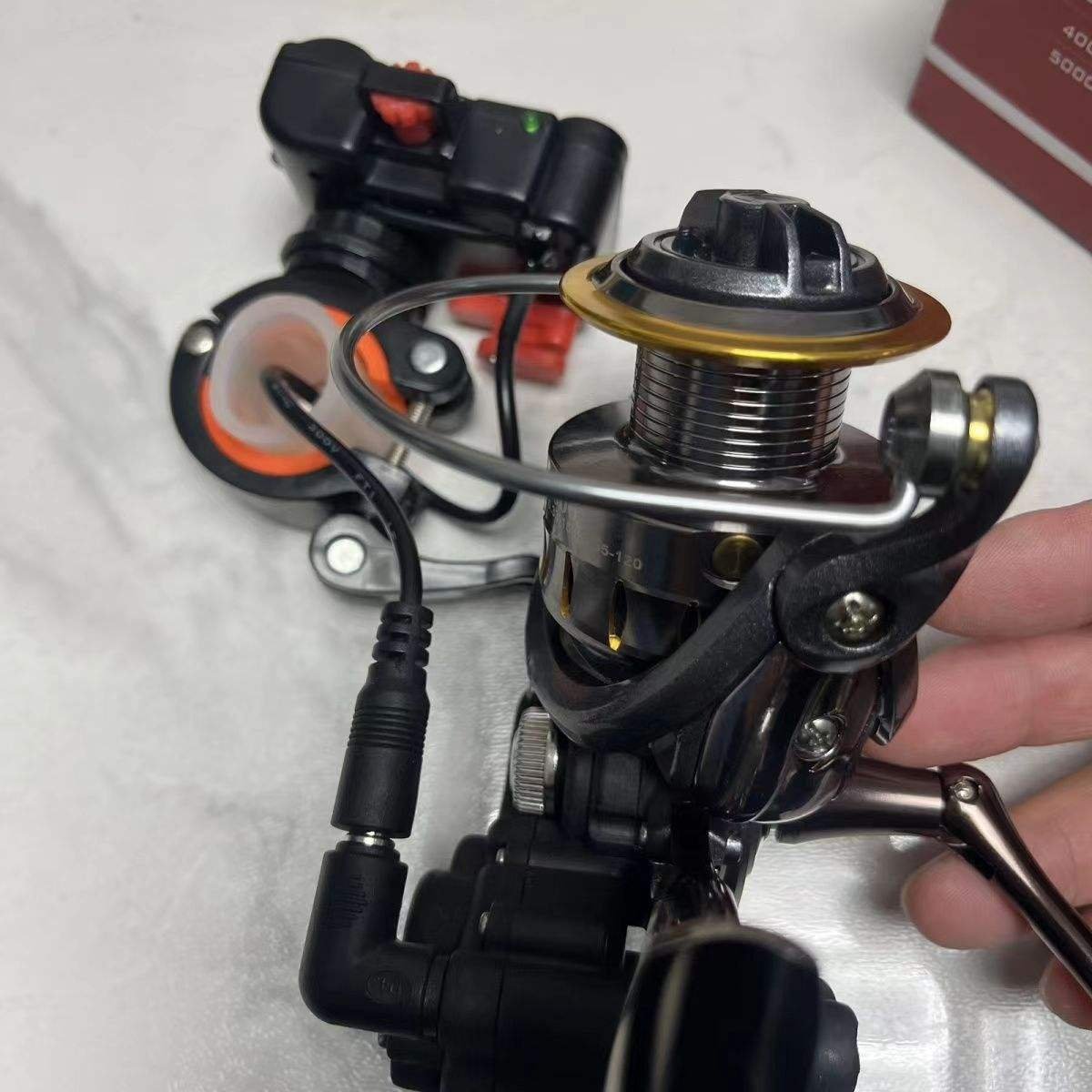 Electric Automatic Alarm Wheel Long Casting Fishing 3000 Drop Spinning Fishing Reel