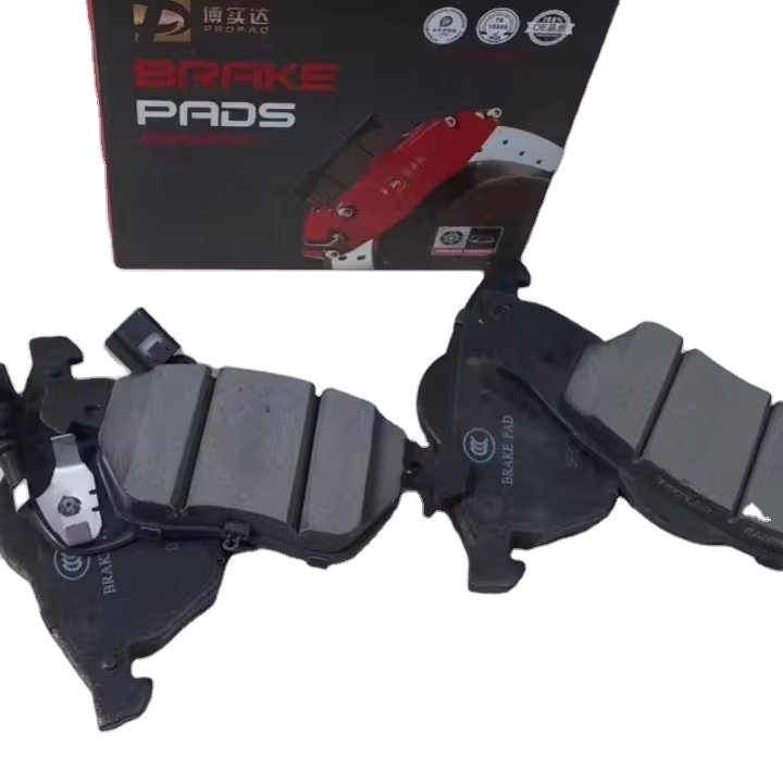 D687 Auto Parts Brake Pad Factory High Quality Brake Shoe Different Countries Car Brand for Audi