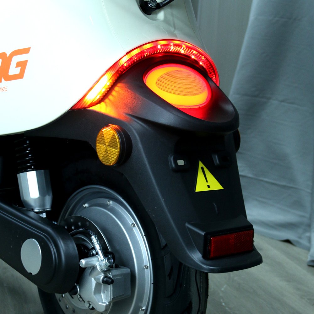 High-Speed Electric Scooter with Long-Endurance Liquid Crystal Display Steel Frame-60v Voltage