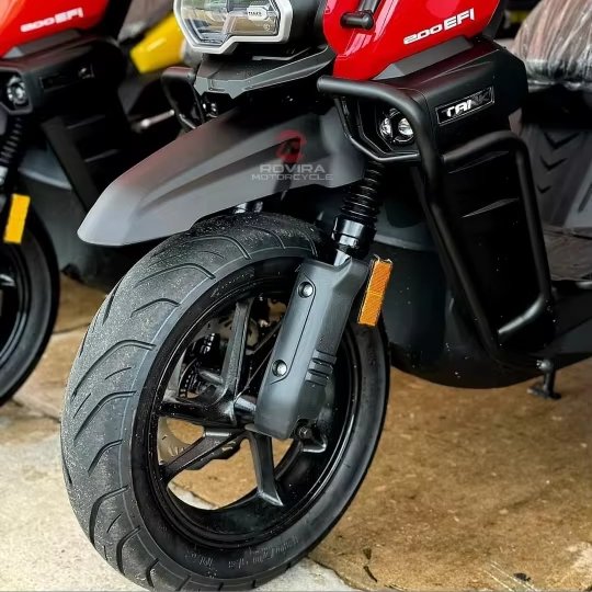 Hot Selling TANK 150cc &200cc Gasoline Motorcycle 95kmh Max Speed Air Cooled Front Disc Brake Powerful Gas Scooter on Road