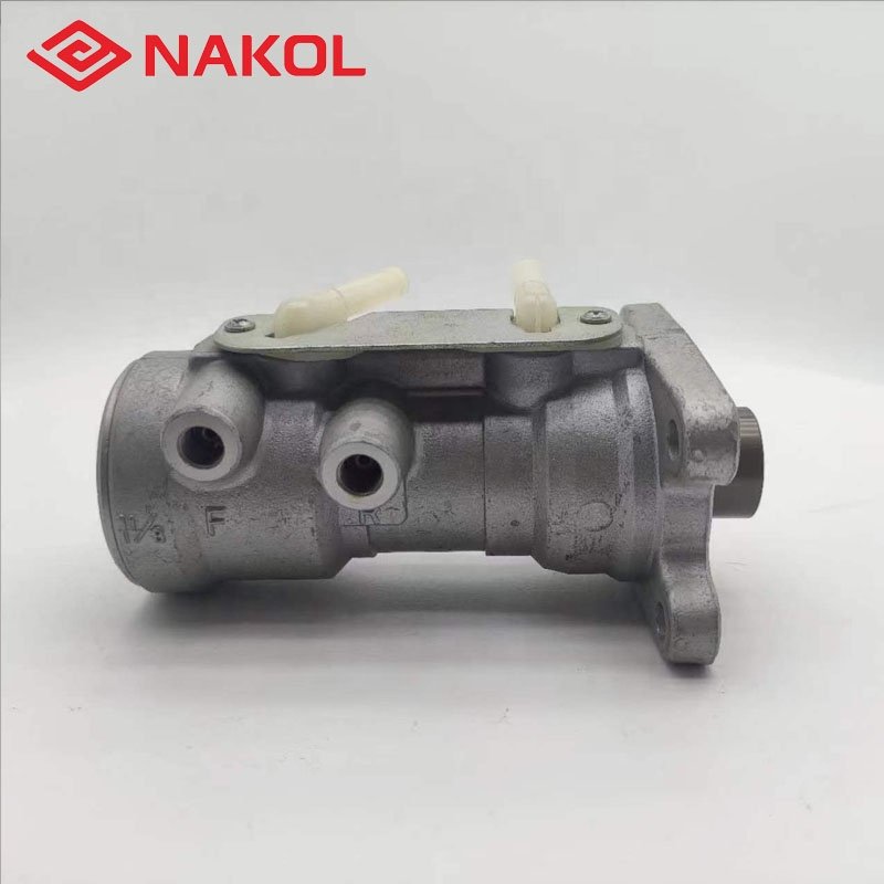 Auto Hydraulic Master Pump Brake Master Cylinder for ISUZU 897224372 8-97108712-1 8-97224375-0 8-97224-375-0