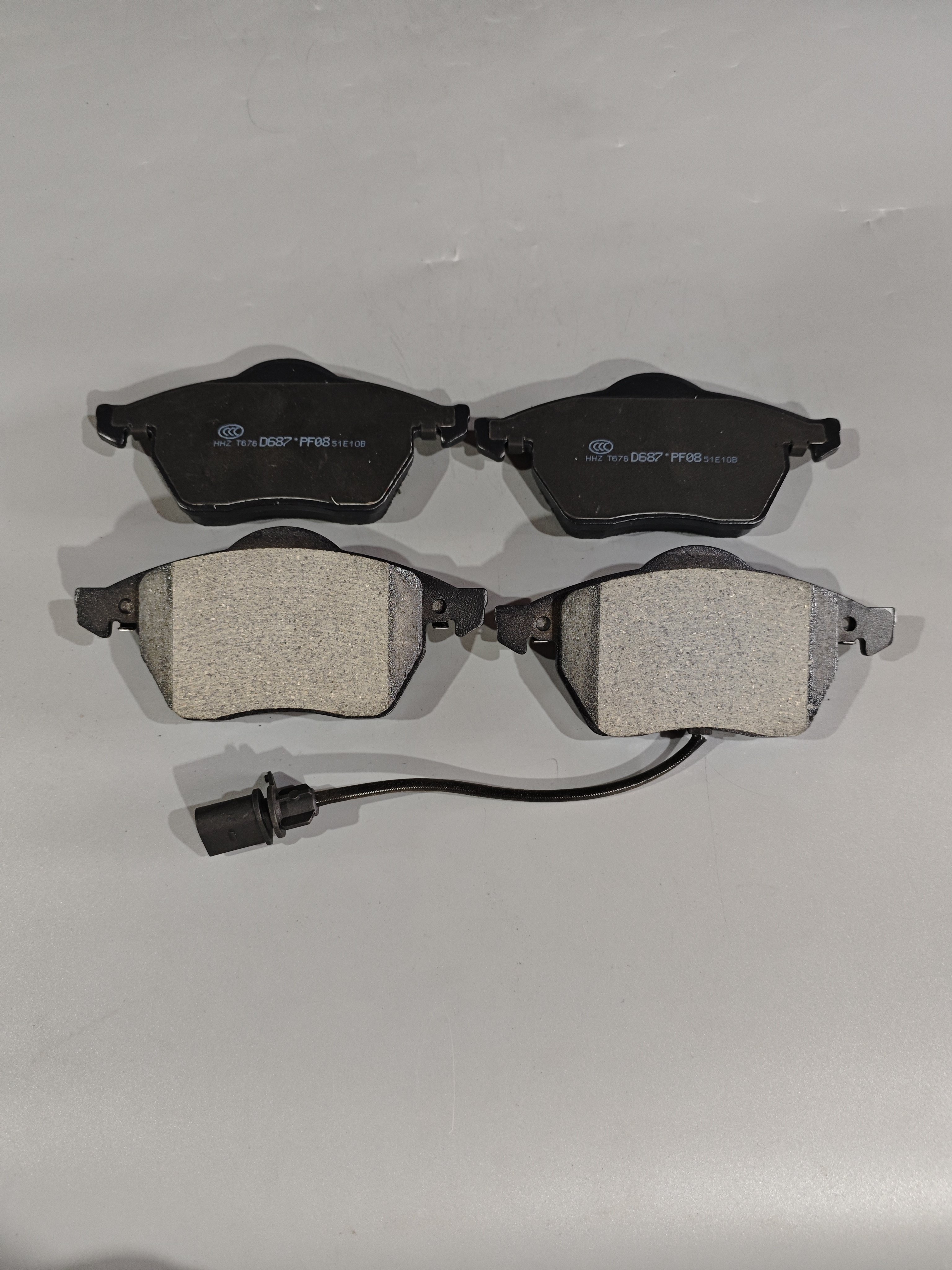Customizable 4B0698151J Good Quality Wear-resistant Black Brake Pads for Car