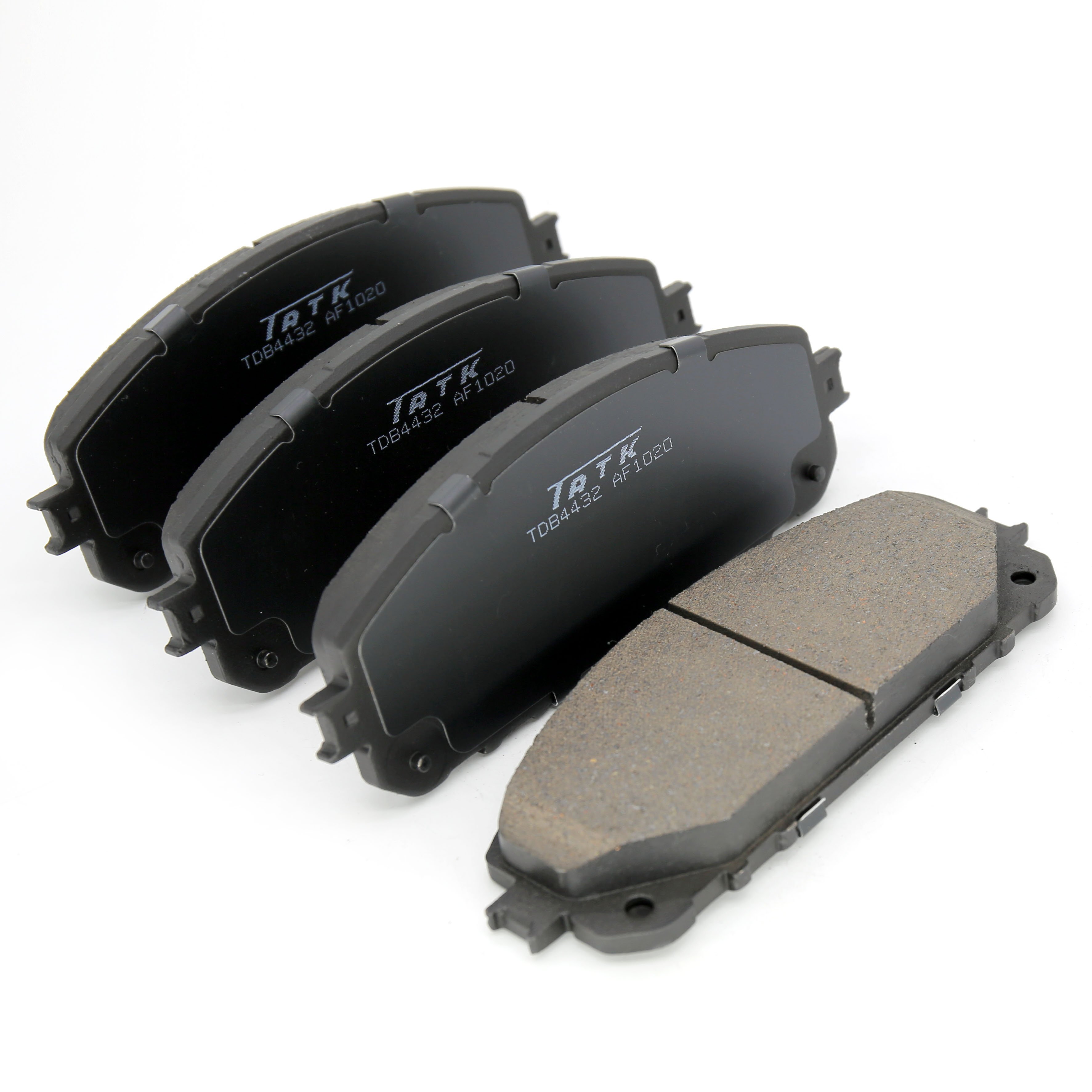 TATK Factory Sell Ceramic Auto Front Disc Brake Pads for JEEP Cherokee 2013 2014 2015 68212327AA 4432 D1709