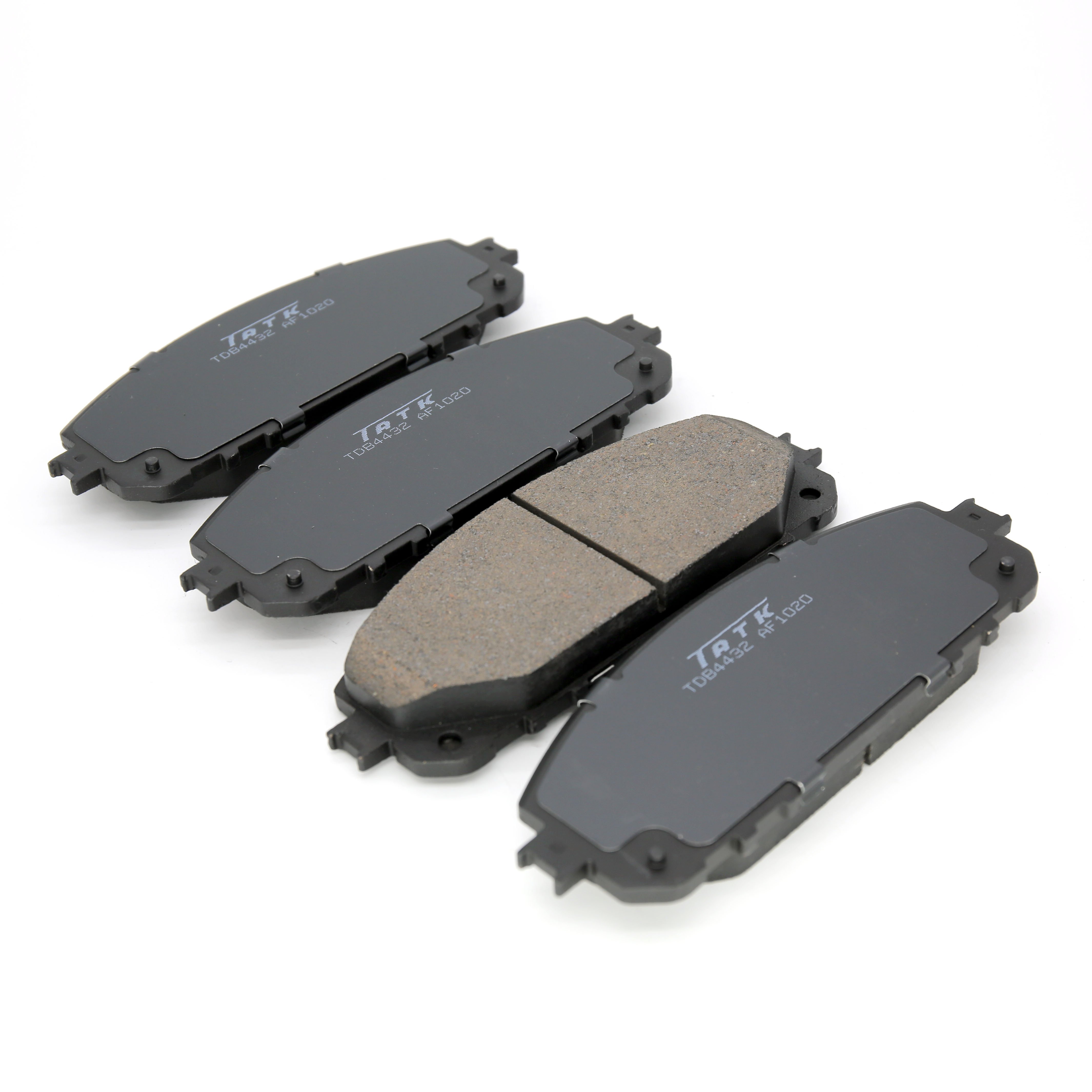TATK Factory Sell Ceramic Auto Front Disc Brake Pads for JEEP Cherokee 2013 2014 2015 68212327AA 4432 D1709