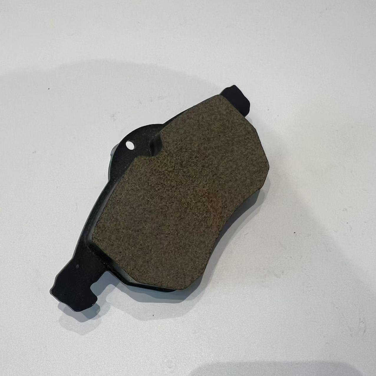 M3643 1310924200 HC3501500 HIGH RELIABILITY DISC BRAKE PADS, HIGH QUALITY AUTOMOTIVE BRAKE PADS, CERAMIC BRAKE PADS