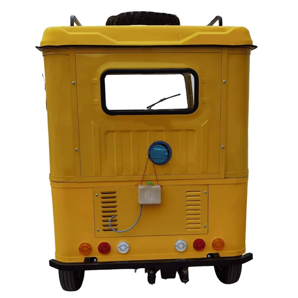200cc Tuk Tuk Motorcycles Open Body Reverse Tricycles for Passenger Use