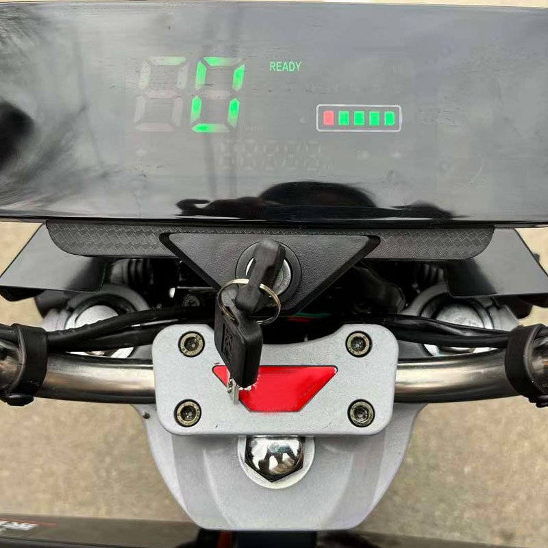 45-50km/h Electric Tricycle 3 Wheel Motorcycle Rickshaw Fully Enclosed Mobility Scooter Cargo Scooter Motor with Cabin