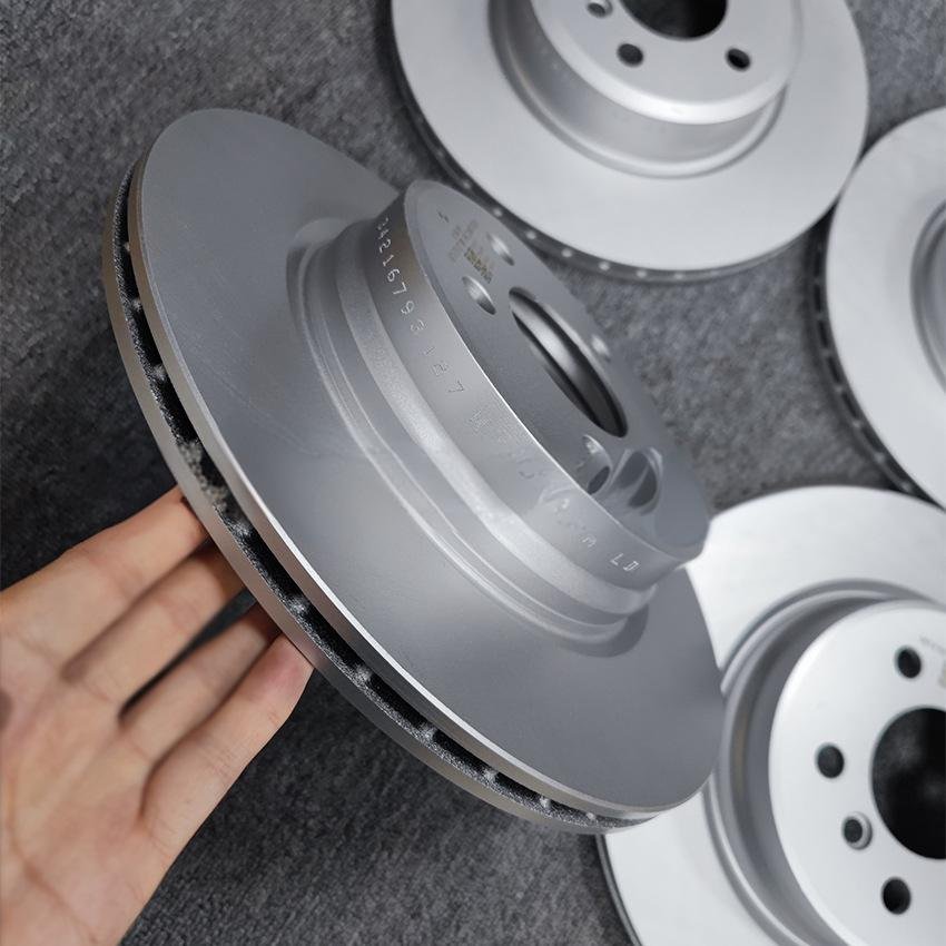 Front & Rear X5/M5/X6 Brake Rotors for Mercedes Benz BMWS (F10) F18 Iron Ventilated Disc Original Equipment Number 34216793127