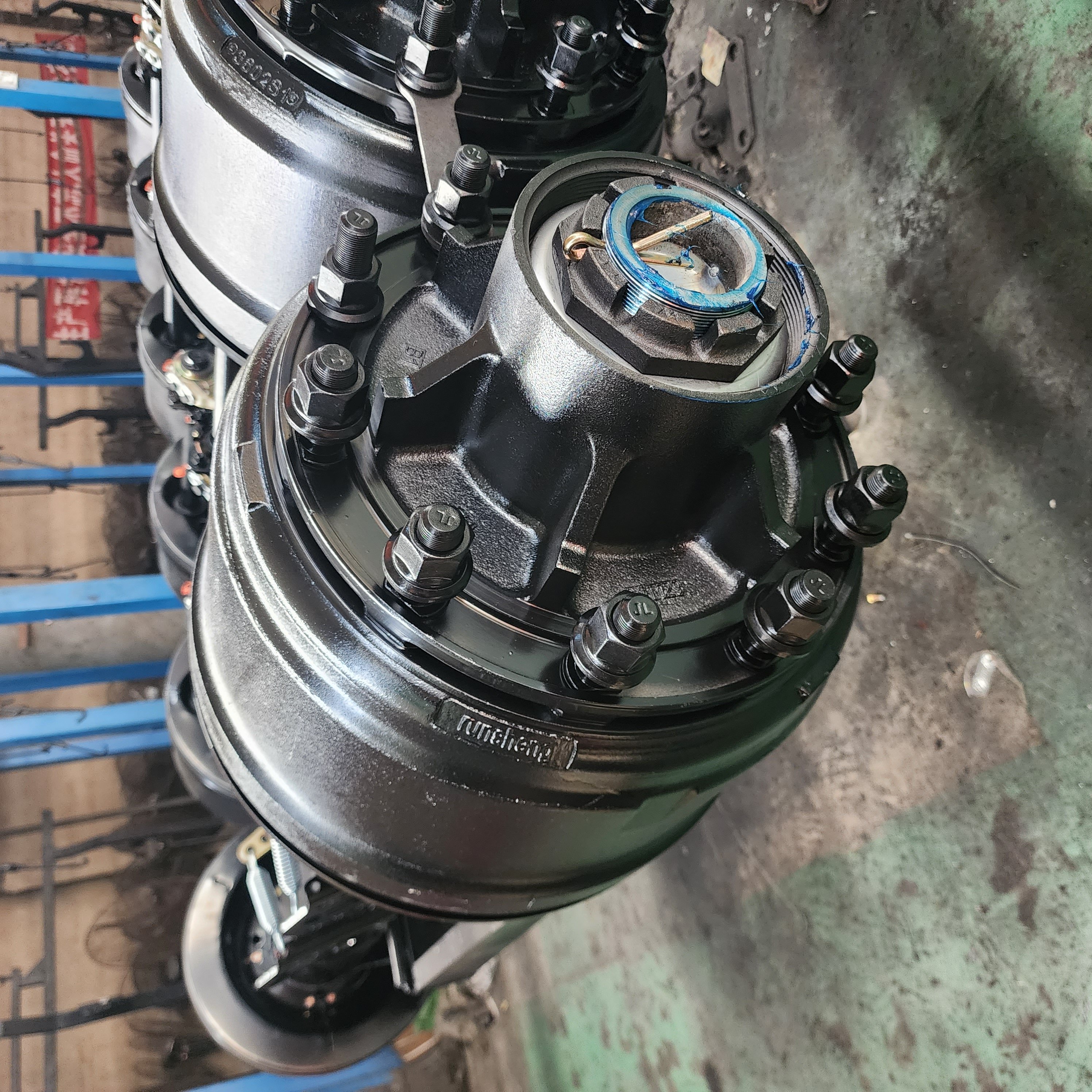 New and Used 15T Drum Brake Axle Steel Heavy Duty Freight Hauling Trailer Part with 3500lb Max Payload for Semi Trailers