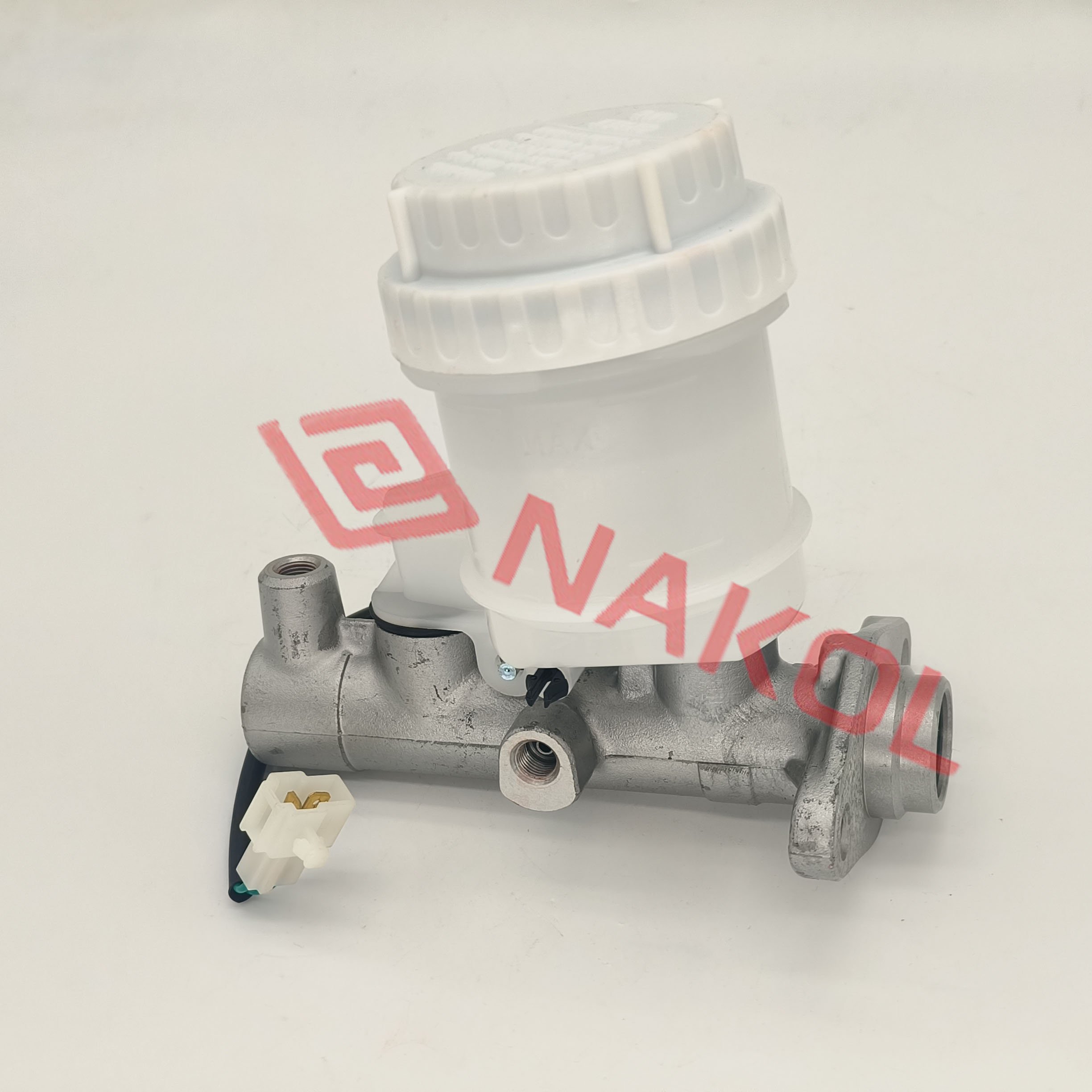 High Quality The Factory Price of The Brake Pump.For MITSUBISHI OE PMH746 M630237 ADC45106 MR129910 Brake Master Cylinder