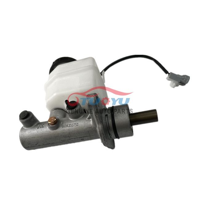 Car Brake Master Cylinder MR475274 4625A201 for V73 6G72 V75 6G74 V77 6G75 V78 4M41