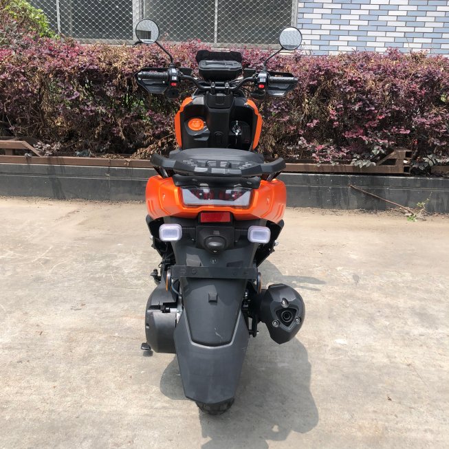 Hot Sale Professional TANK 150 CC EFI Euro 5 Scooter with Safe Guard Customized Gasoline Gas Scooter 50cc
