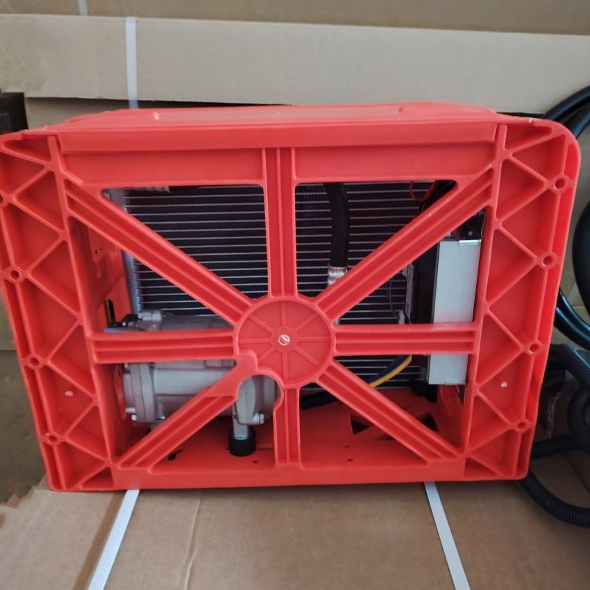 Split Small 12 v Air Conditioning Electric Battery Powered Auto Parking Conditioner for RV Truck