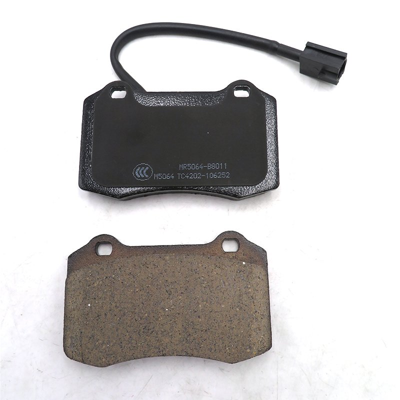 High Quality Rear Ceramic Brake Pads for MASERATI GRAN TURISMO MASERATI GHIBLI III OE No. 673012040