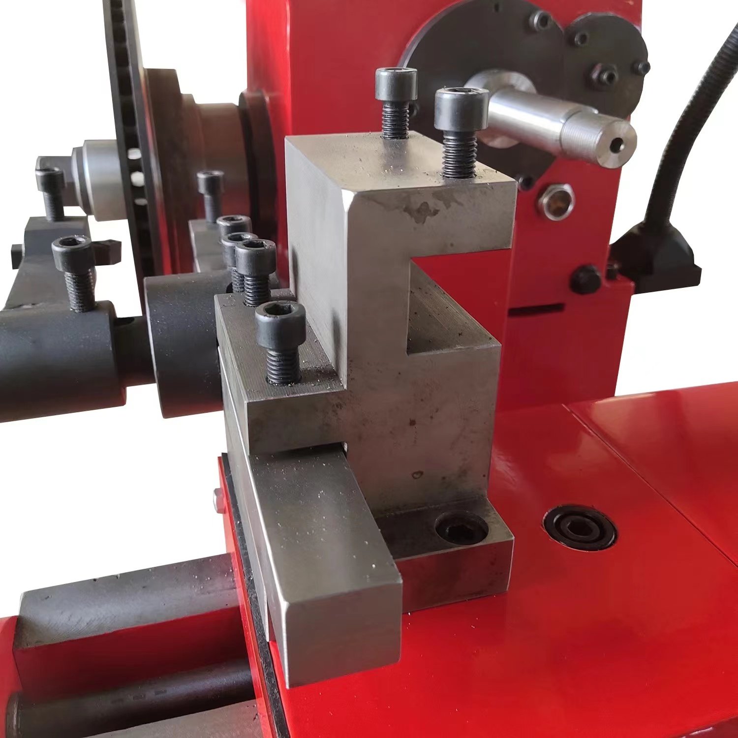 Factory Price BOSCAR C9335 Vehicle Brake Disc Lathe for Brake Disc and Drum Polishing Brake Polish Machine