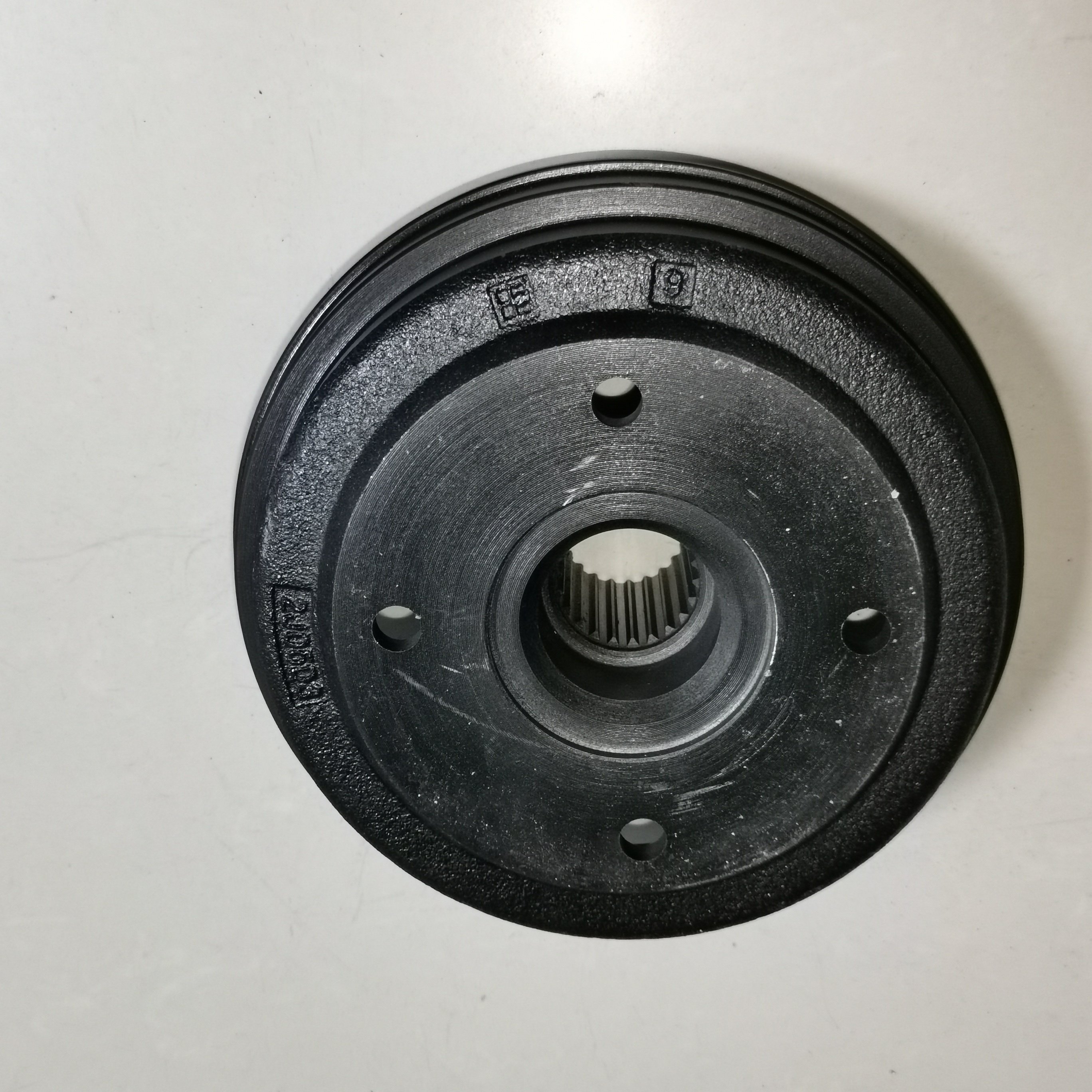China Auto 130HT Hand Brake Drum Assy