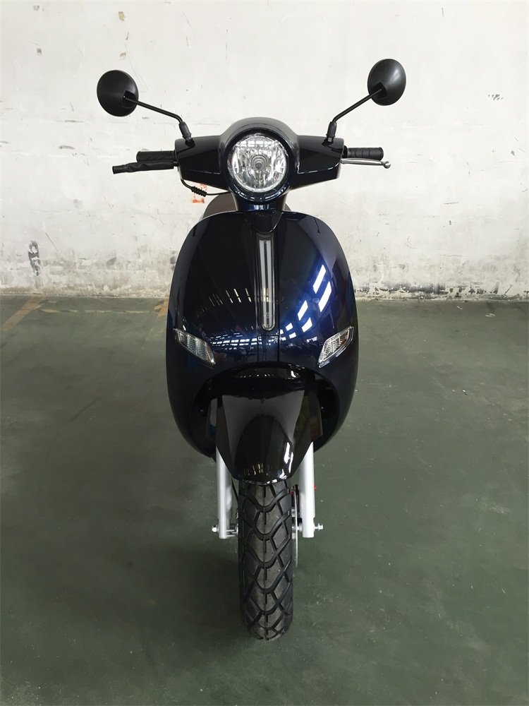 Single-cylinder Moped Scooter Adult Scooter Gasoline Motorcycle Gasoline 90#110CC/150CC