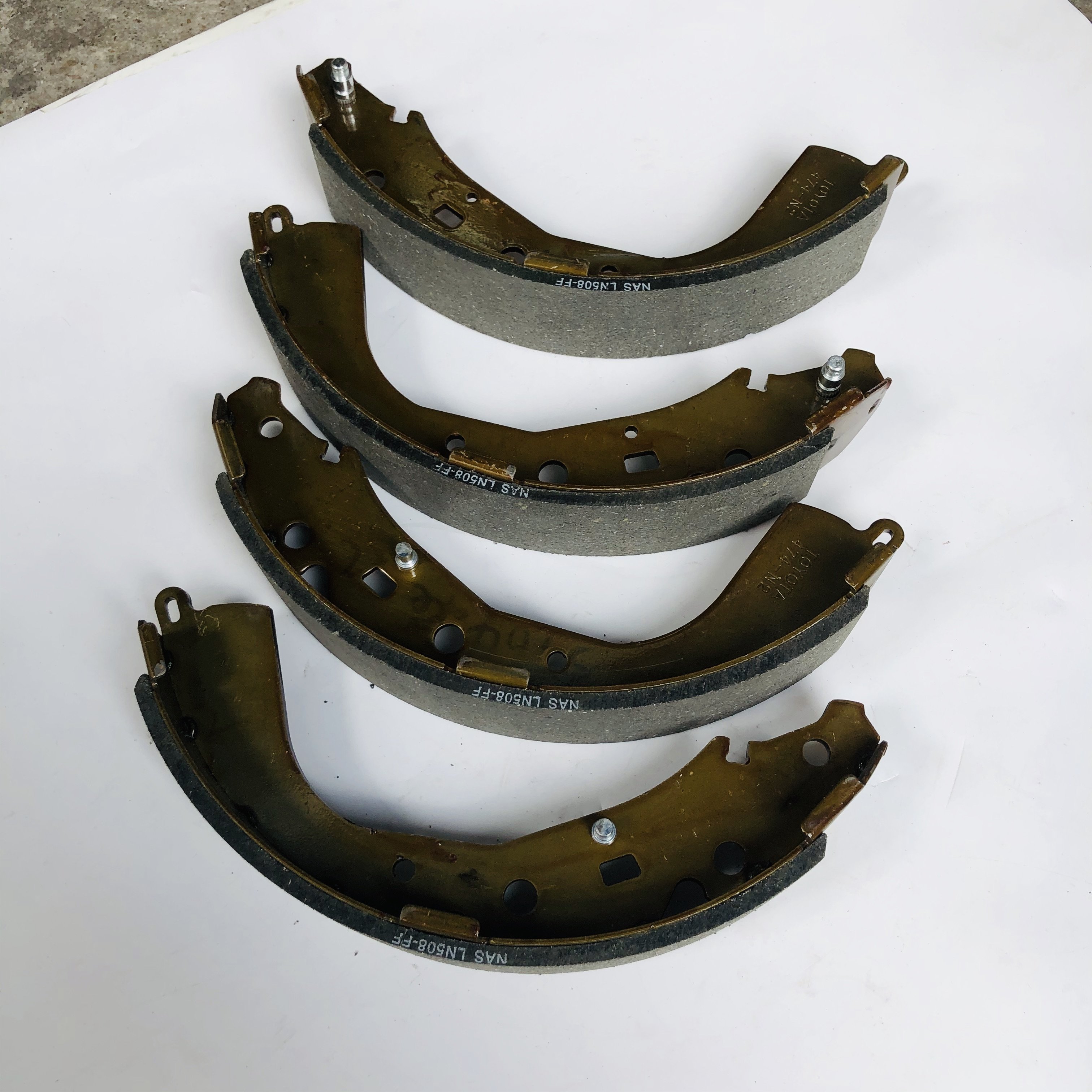 High Quality Car Rear Brake Shoes for Toyota Hilux Revo GUN125 GUN126 2016- 04495-0K160 the Rear Brake Pads