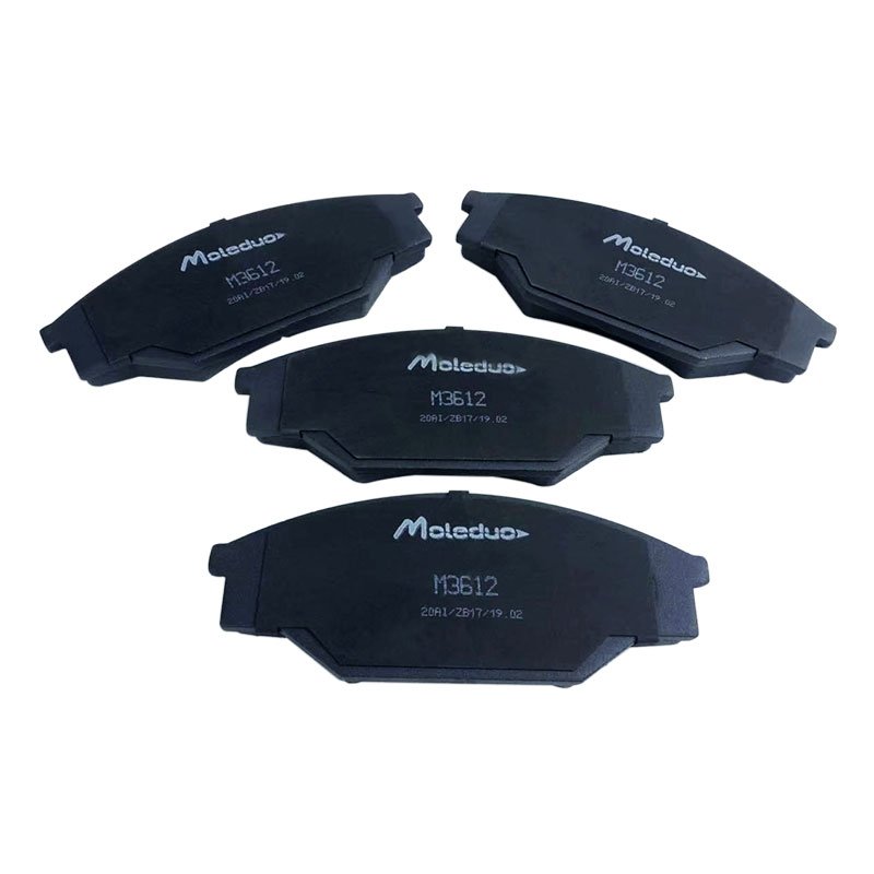 M3612 Oem AY040TY008 0446526060 Hot Sale Noiseless Kit Car Auto Factory Wholesale Ceramic Front Brake Pads for TOYOTA HILUX 2WD