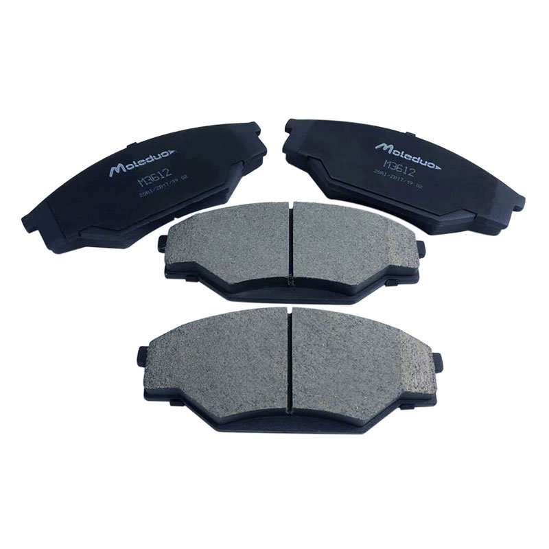 M3612 Oem AY040TY008 0446526060 Hot Sale Noiseless Kit Car Auto Factory Wholesale Ceramic Front Brake Pads for TOYOTA HILUX 2WD