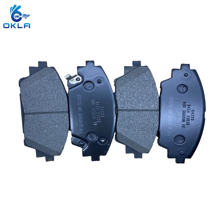 Hot Selling Spare Parts Auto Brake System China Front Brake Pads B4X0-33-28ZB for Mazda 3