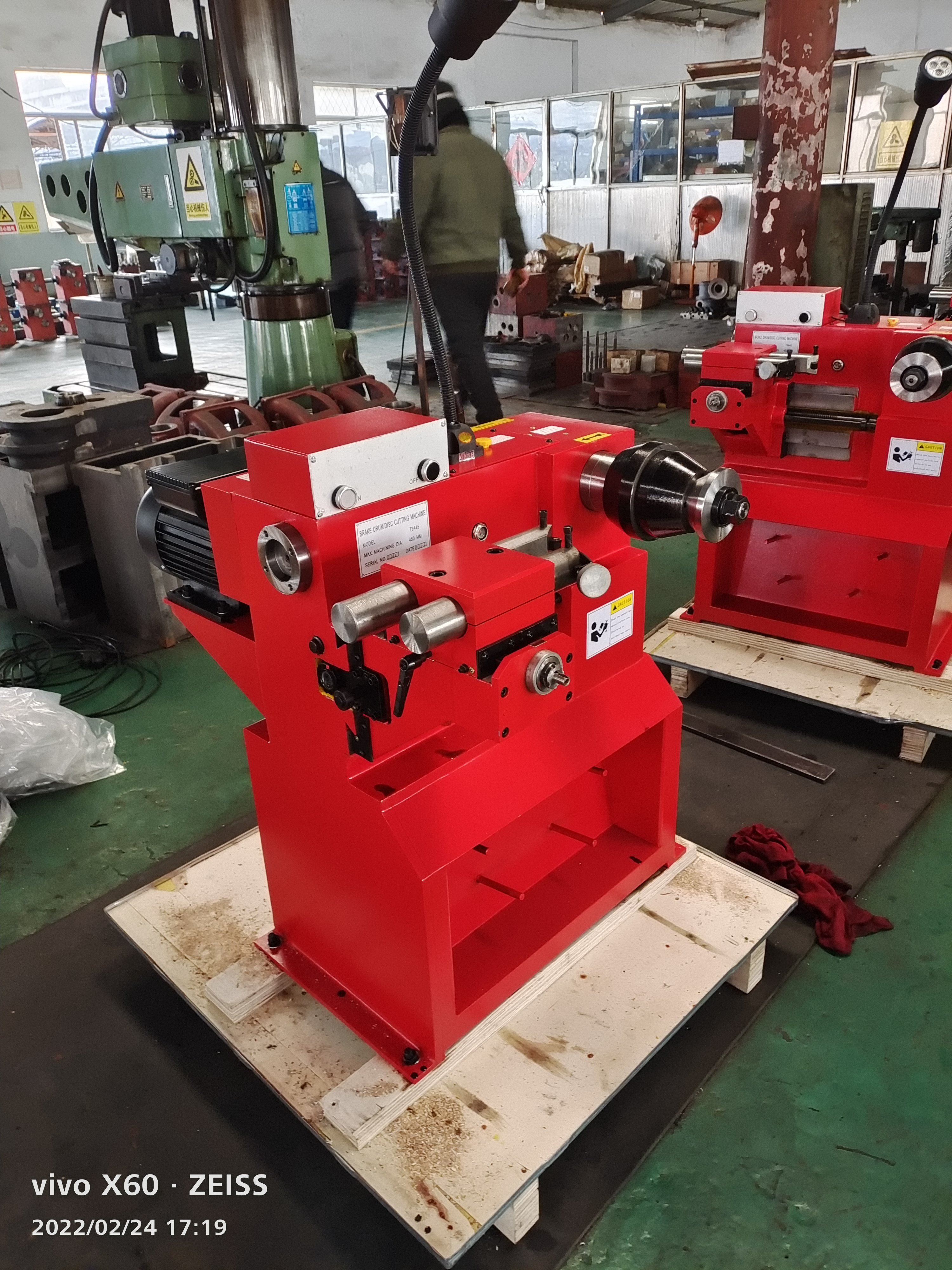 T8445A Brake Lathe Machine Brake Drum Disc Lathe Cutting Machine for Car Repair