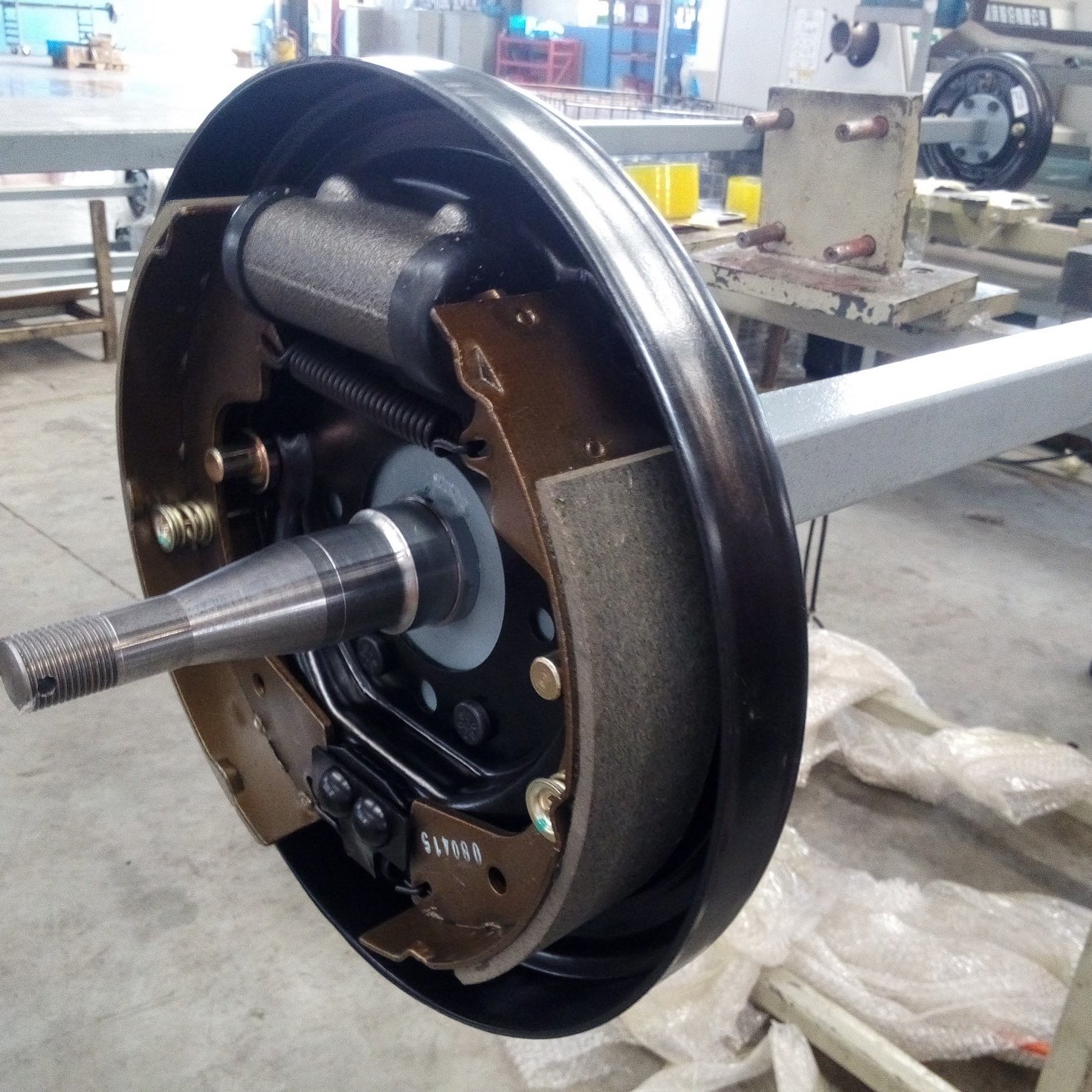 Good Quality Source Factory 9 Inch Hydraulic Drum Braked Axle 750-1500kg for Australia Type Trailers