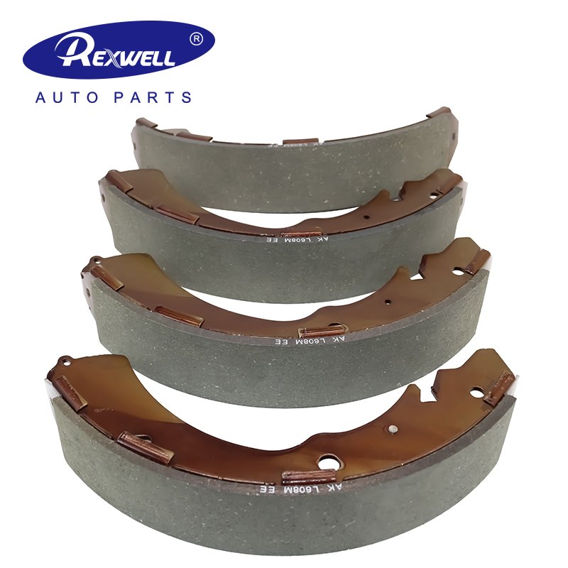 Hot Sale Auto Spare Parts Drum Brake Shoe Set 4600A106 97947802 8979478020 for MITSUBISHI L200 / TRITON 2.5 KA4T 2010-2015
