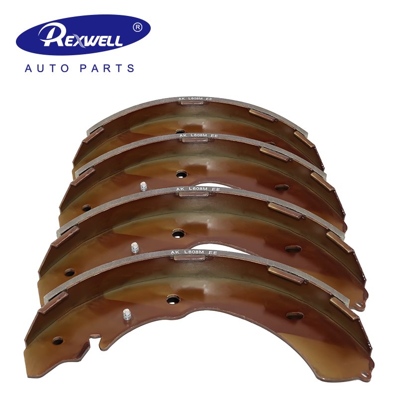 Hot Sale Auto Spare Parts Drum Brake Shoe Set 4600A106 97947802 8979478020 for MITSUBISHI L200 / TRITON 2.5 KA4T 2010-2015