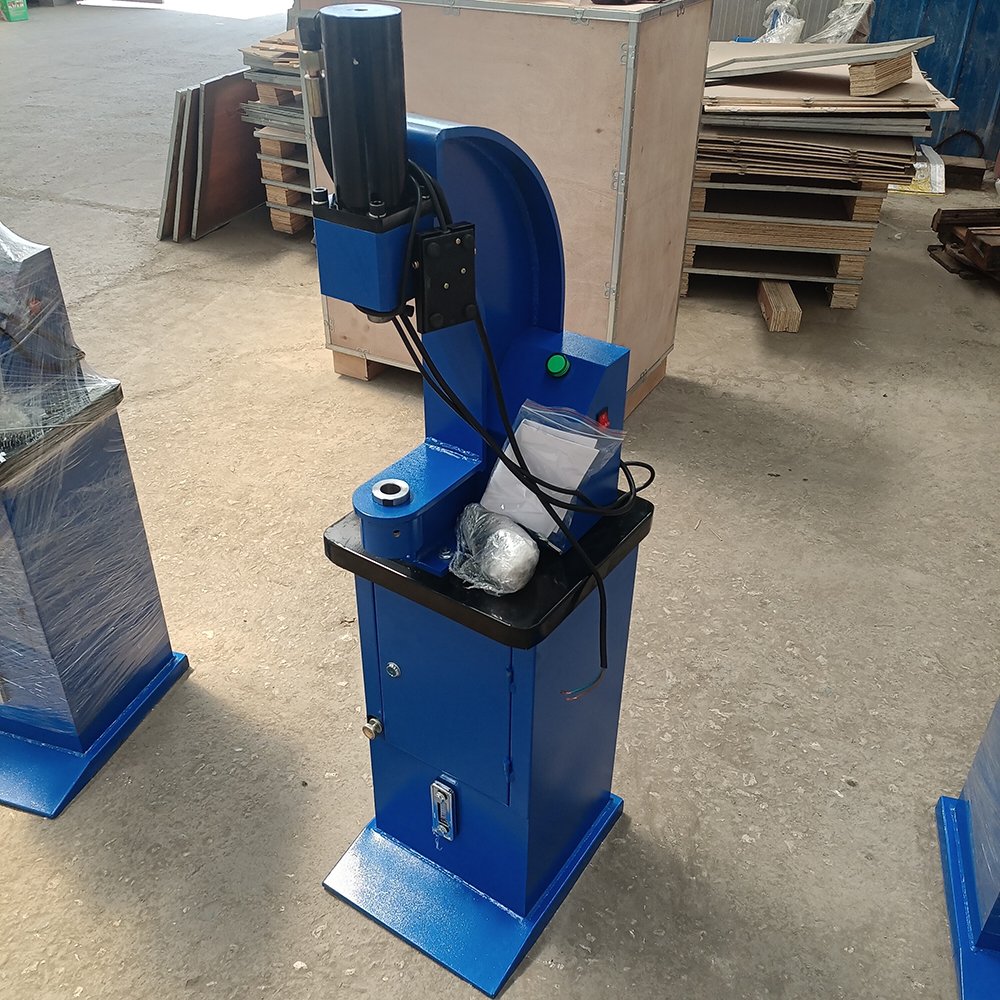 Top Selling Product Hydraulic Brake Lining Rivet Machine for Truck Brake Shoe Riveting Machine