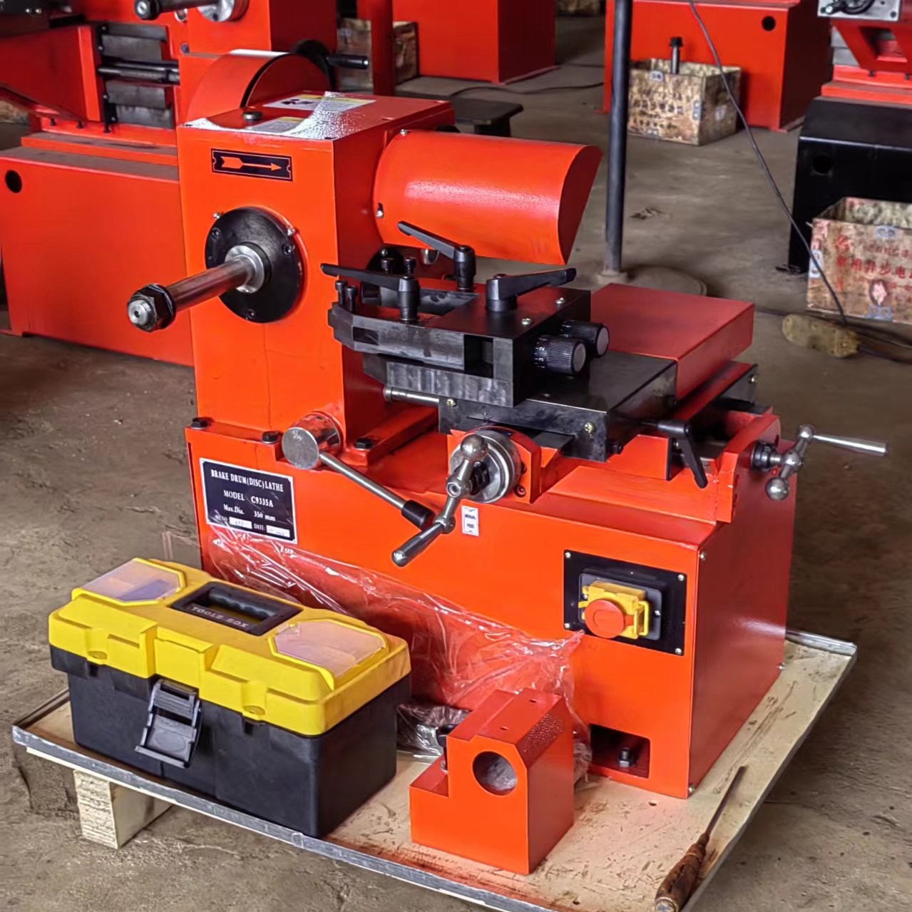 Automatic 2024 Hot on the Car Brake Drum Disc Rotor Lathe Machine for Sale Price Brake Lathe CE Approved