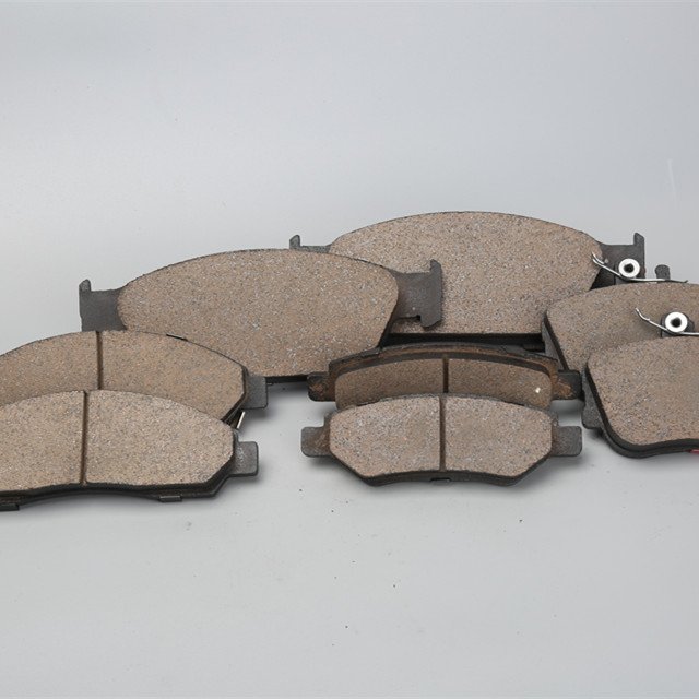 Ceramic Auto Brake Pads Front and Rear Spare Parts for Cars