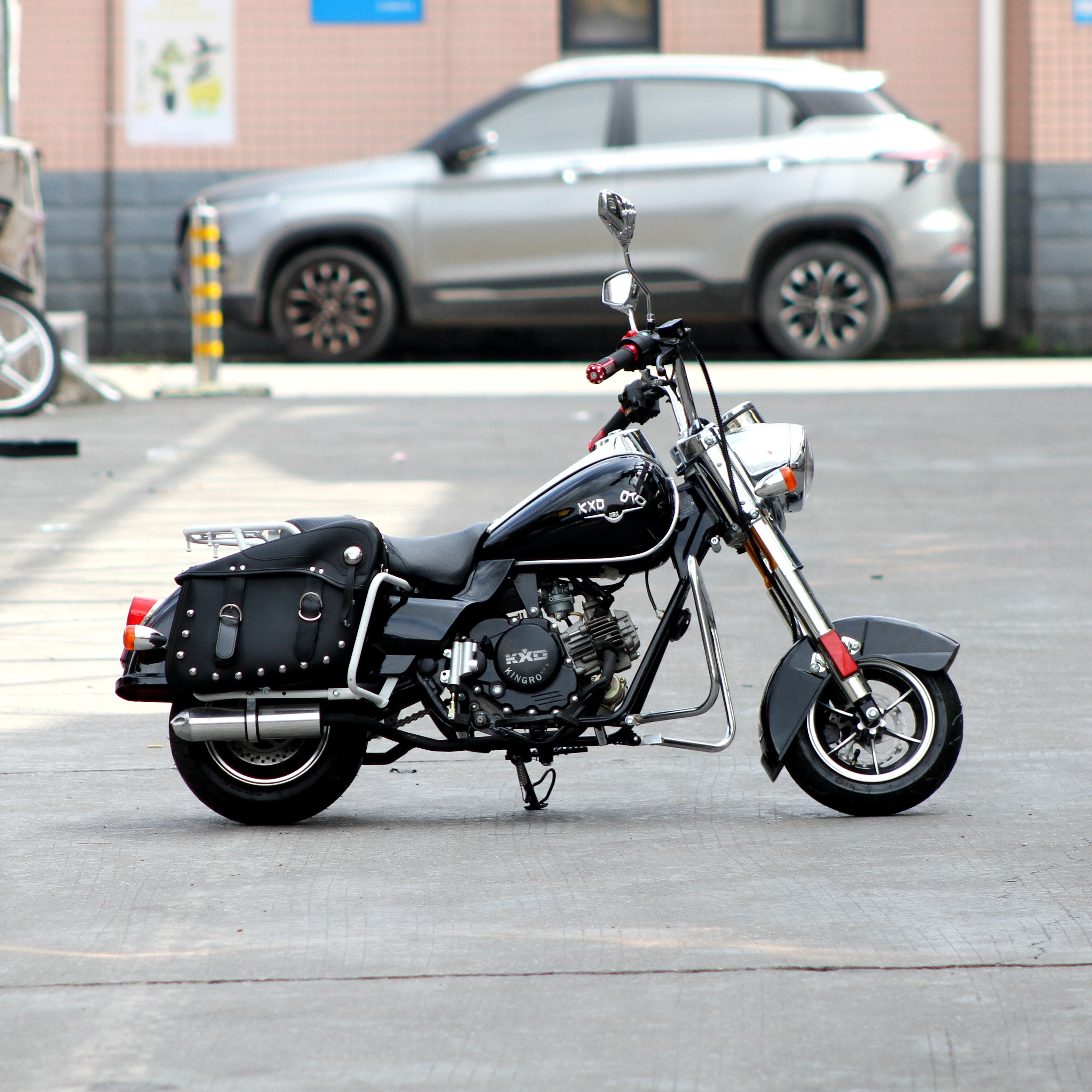 Hot Sale 50CC Two Wheel Motorcycle 4-stroke Mini Bike for Adults and Kids Cruise Chopper Motorcycle