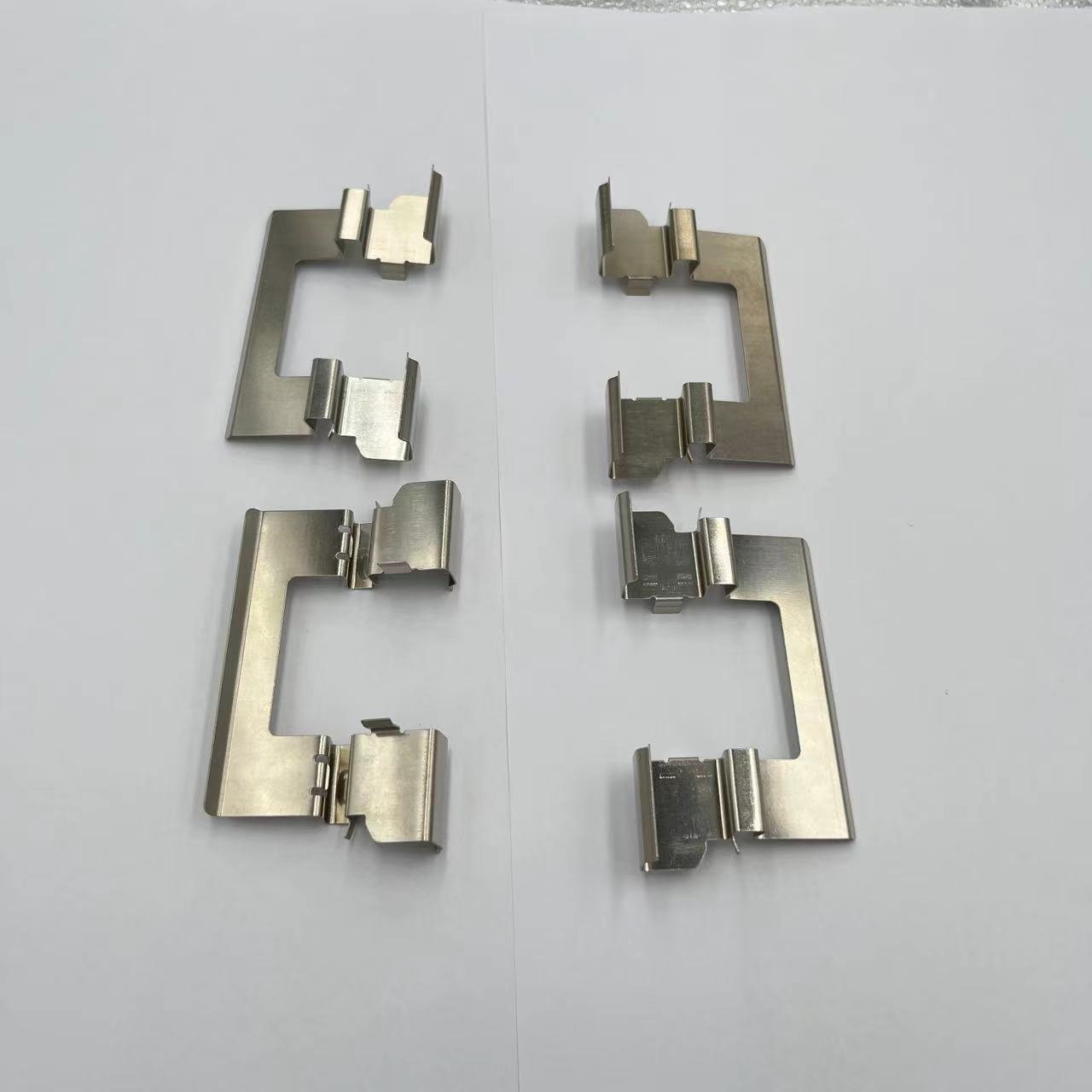 D1286 Factory Manufacture Insurance Caliper Kit Parts Brake Clip Spring Brake Pad Repair Kits for Infiniti D1060-Zc60j