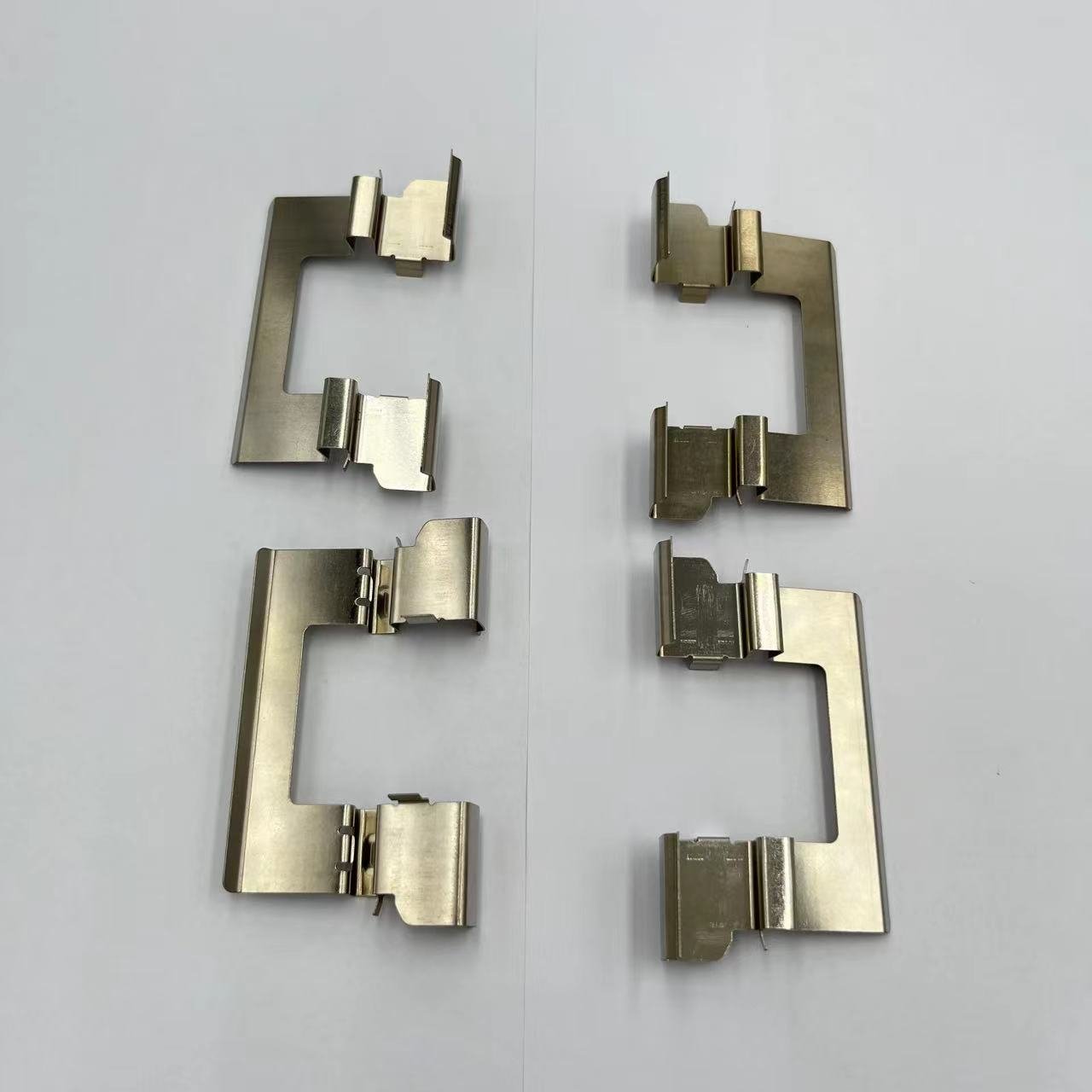 D1286 Factory Manufacture Insurance Caliper Kit Parts Brake Clip Spring Brake Pad Repair Kits for Infiniti D1060-Zc60j