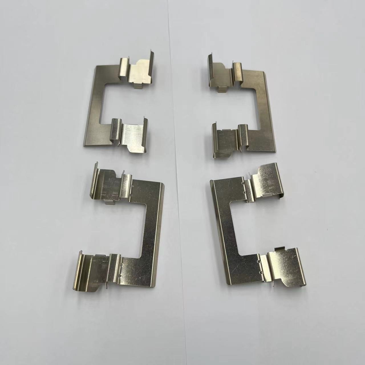 D1286 Factory Manufacture Insurance Caliper Kit Parts Brake Clip Spring Brake Pad Repair Kits for Infiniti D1060-Zc60j