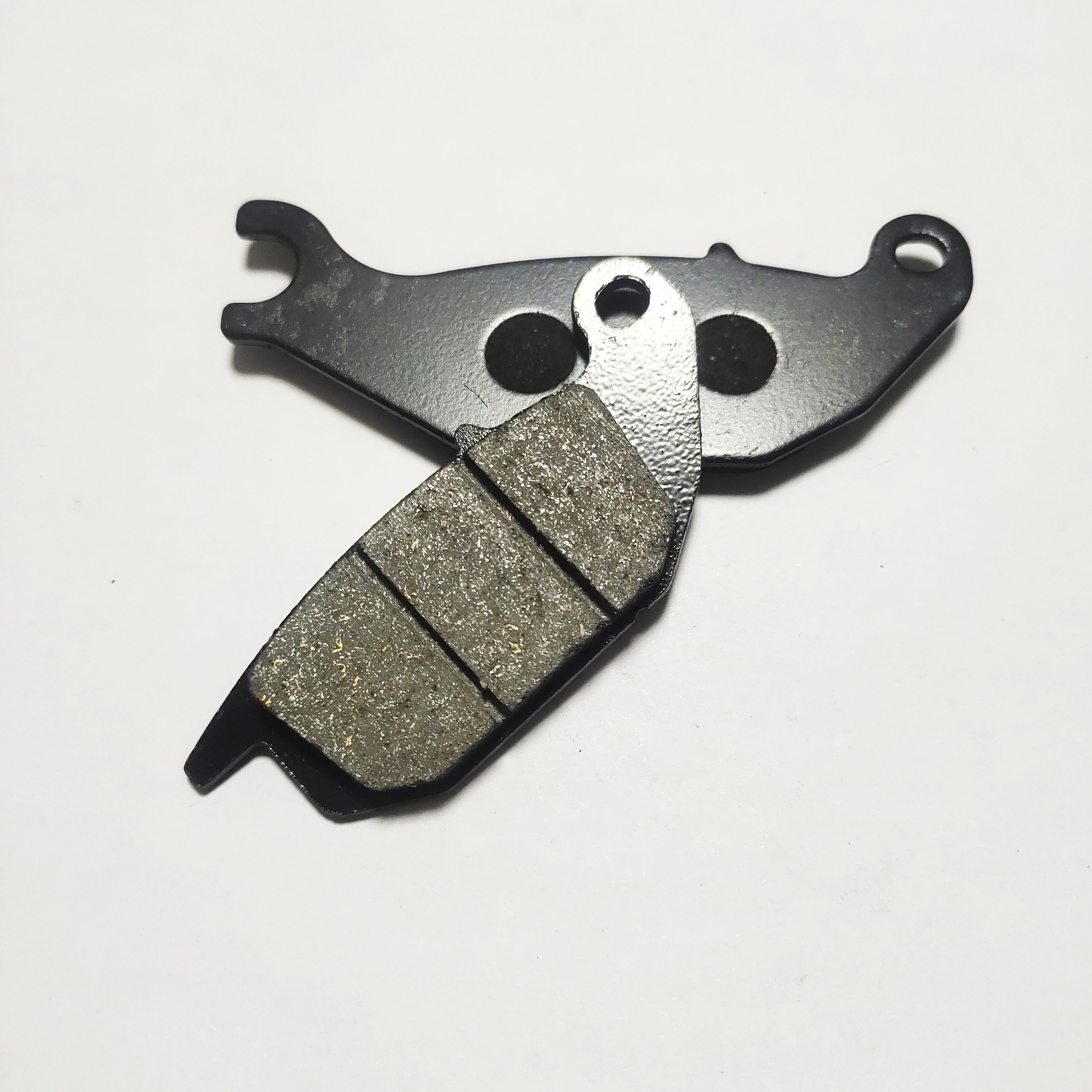 Motorcycle Spare Parts Brake Pad for AJS Regal Raptor CR3 HERO Karizma ZMR 230 HONDA 125 CBR XL Canada 150 R YAMAHA MW Scooter