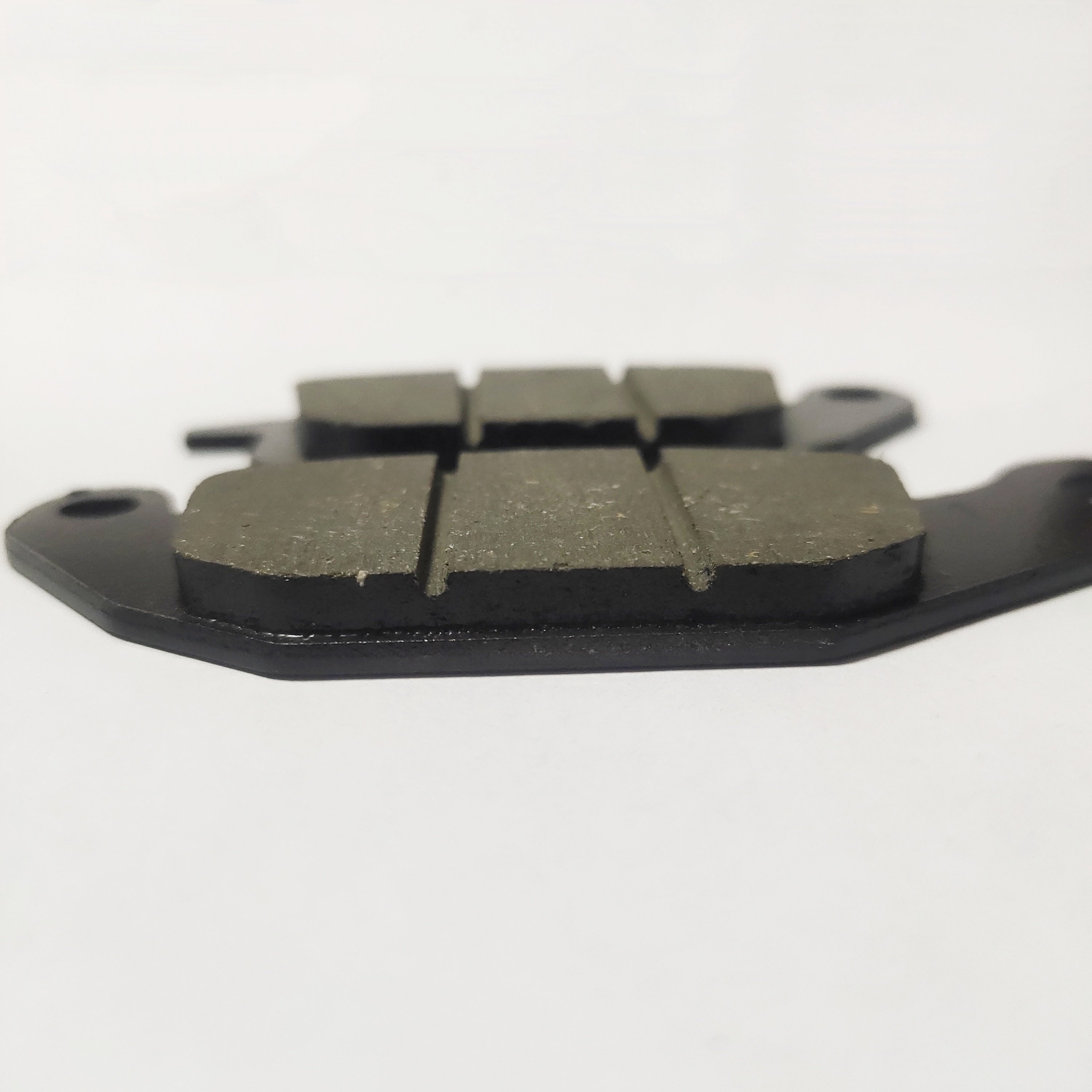 Motorcycle Spare Parts Brake Pad for AJS Regal Raptor CR3 HERO Karizma ZMR 230 HONDA 125 CBR XL Canada 150 R YAMAHA MW Scooter
